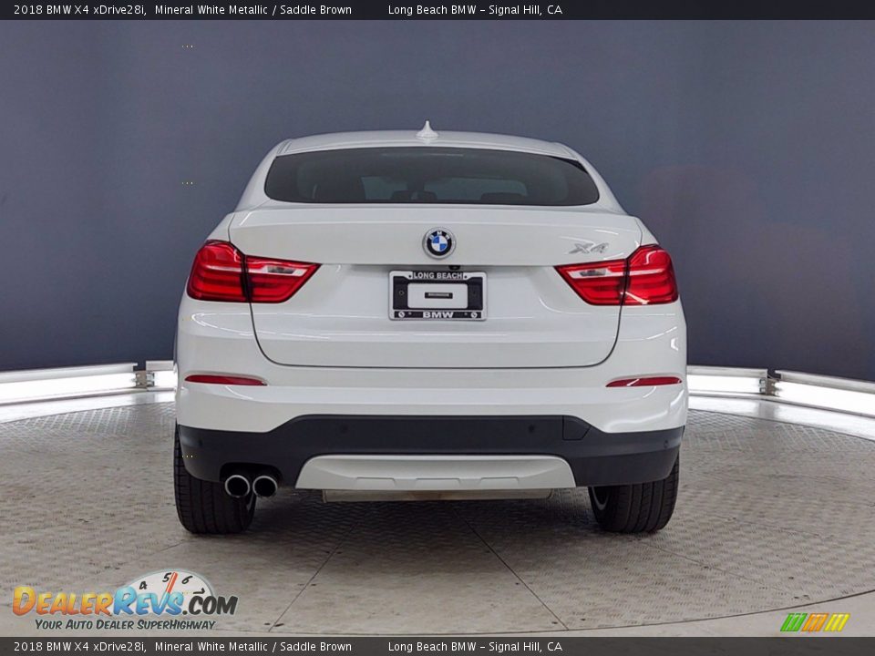 2018 BMW X4 xDrive28i Mineral White Metallic / Saddle Brown Photo #4