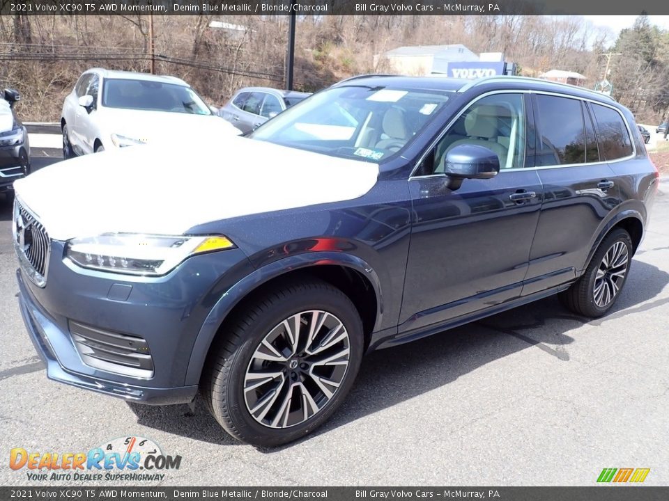 2021 Volvo XC90 T5 AWD Momentum Denim Blue Metallic / Blonde/Charcoal Photo #5