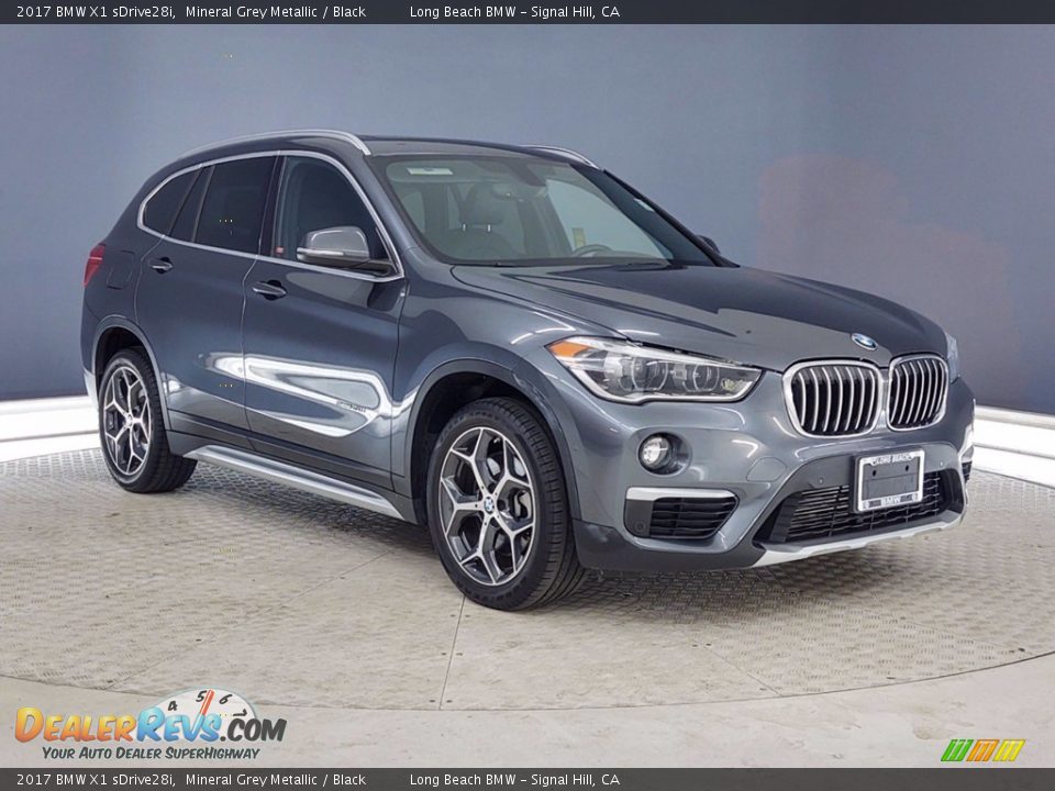 2017 BMW X1 sDrive28i Mineral Grey Metallic / Black Photo #1