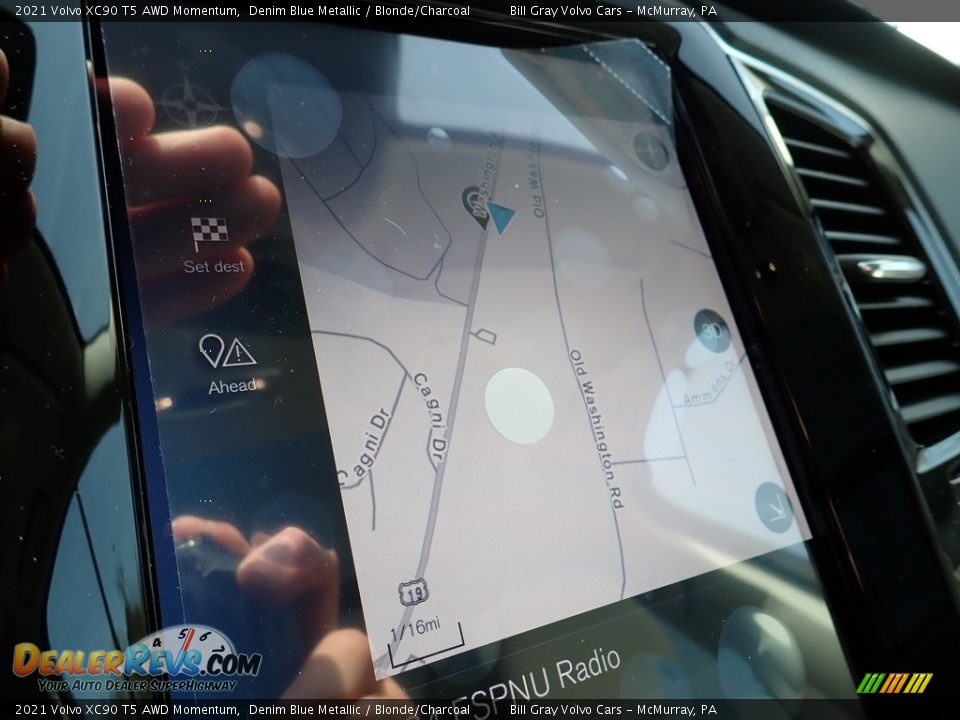 2021 Volvo XC90 T5 AWD Momentum Denim Blue Metallic / Blonde/Charcoal Photo #13
