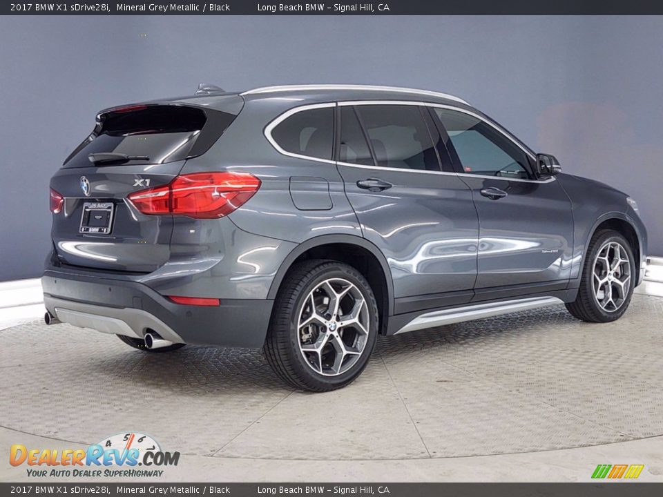 2017 BMW X1 sDrive28i Mineral Grey Metallic / Black Photo #5