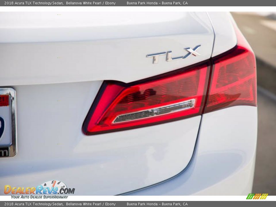 2018 Acura TLX Technology Sedan Bellanova White Pearl / Ebony Photo #13