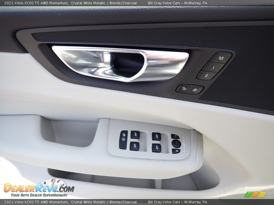 2021 Volvo XC60 T5 AWD Momentum Crystal White Metallic / Blonde/Charcoal Photo #10