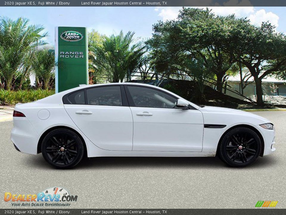 2020 Jaguar XE S Fuji White / Ebony Photo #8