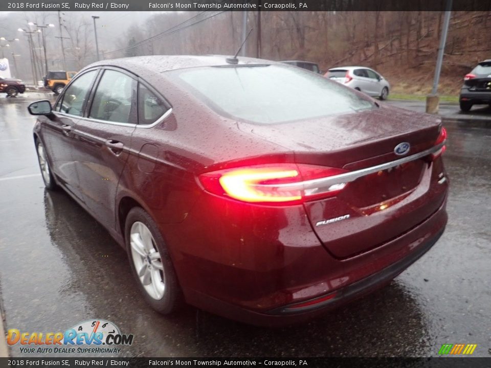 2018 Ford Fusion SE Ruby Red / Ebony Photo #5