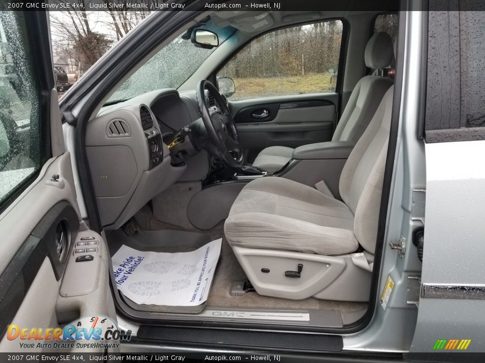 2007 GMC Envoy SLE 4x4 Liquid Silver Metallic / Light Gray Photo #10