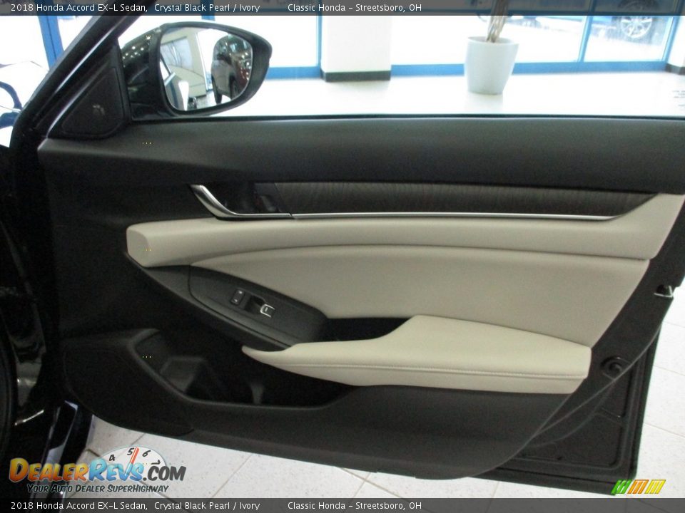 2018 Honda Accord EX-L Sedan Crystal Black Pearl / Ivory Photo #14