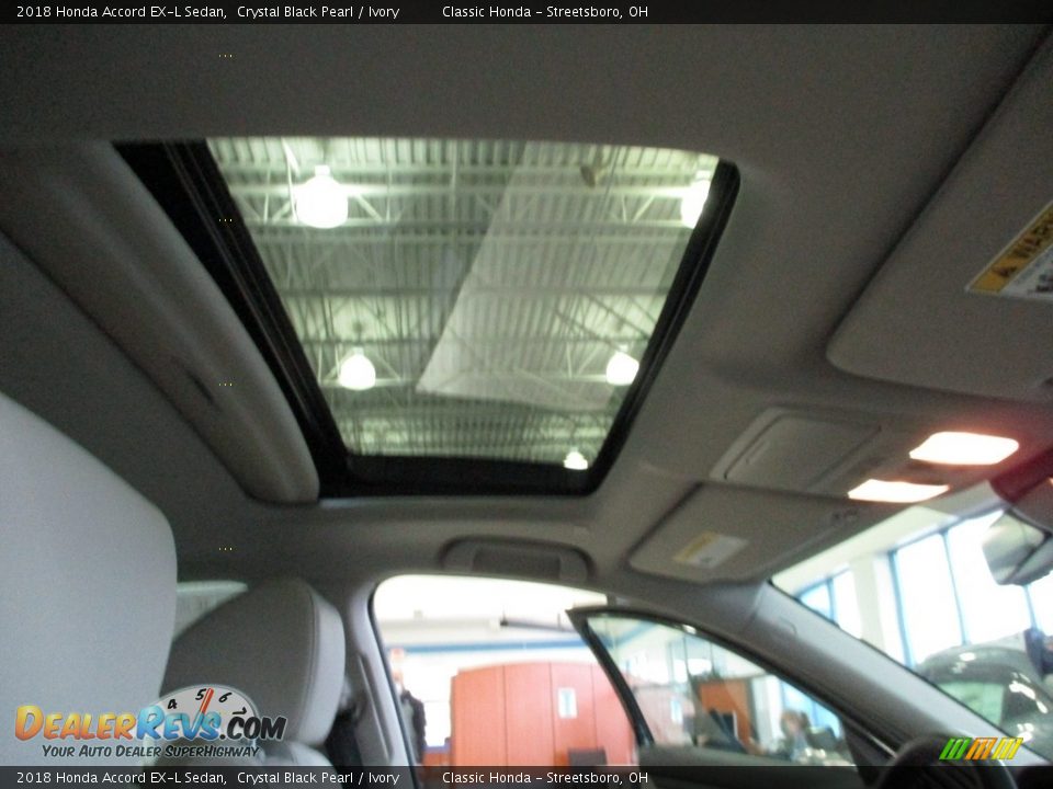 2018 Honda Accord EX-L Sedan Crystal Black Pearl / Ivory Photo #17