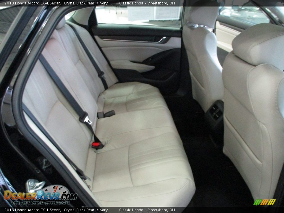 2018 Honda Accord EX-L Sedan Crystal Black Pearl / Ivory Photo #20