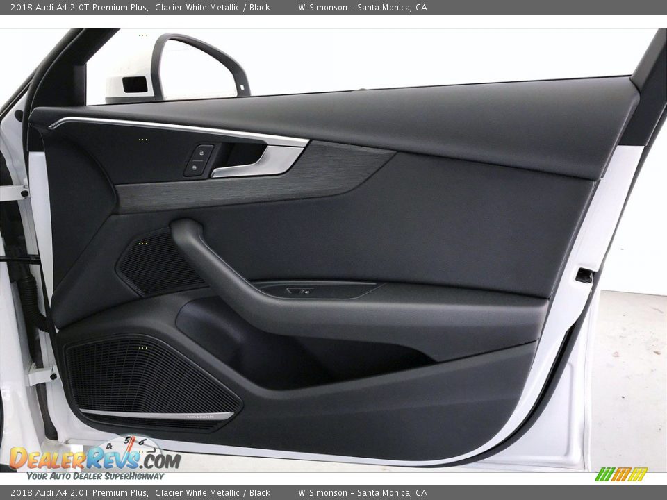 Door Panel of 2018 Audi A4 2.0T Premium Plus Photo #27