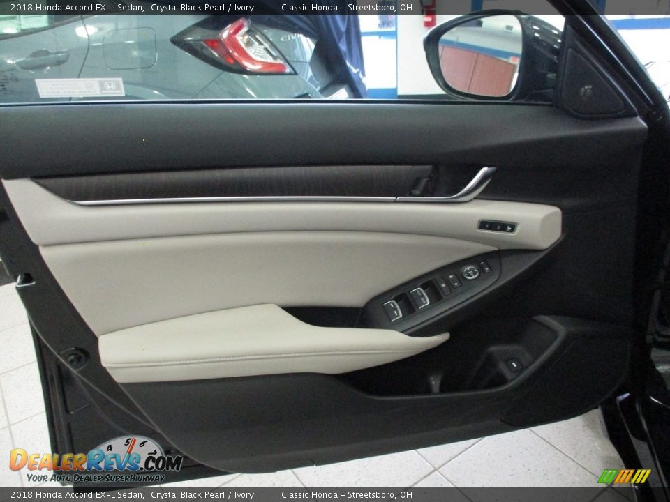 2018 Honda Accord EX-L Sedan Crystal Black Pearl / Ivory Photo #26
