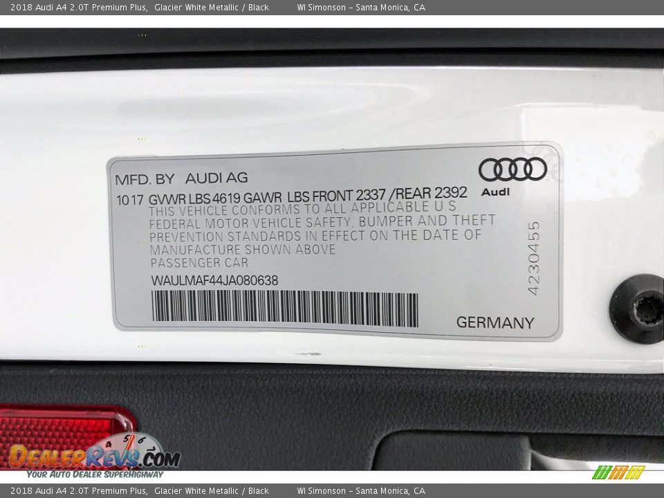 2018 Audi A4 2.0T Premium Plus Glacier White Metallic / Black Photo #33