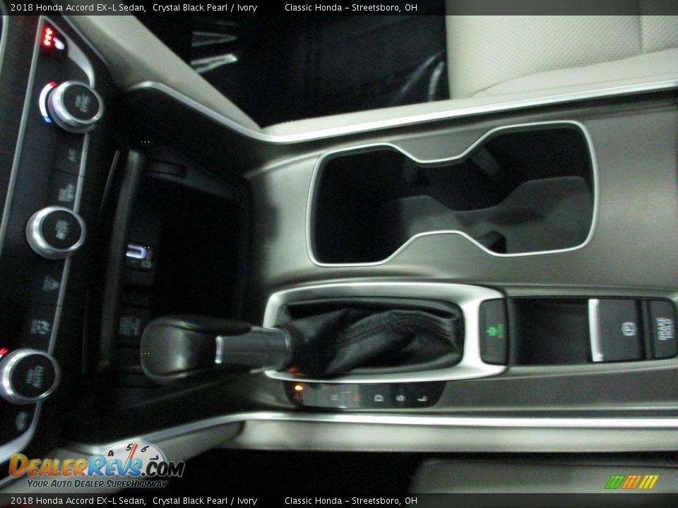 2018 Honda Accord EX-L Sedan Crystal Black Pearl / Ivory Photo #34