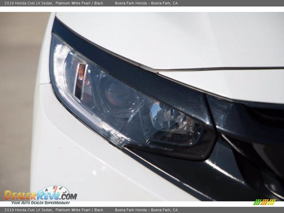 2019 Honda Civic LX Sedan Platinum White Pearl / Black Photo #8