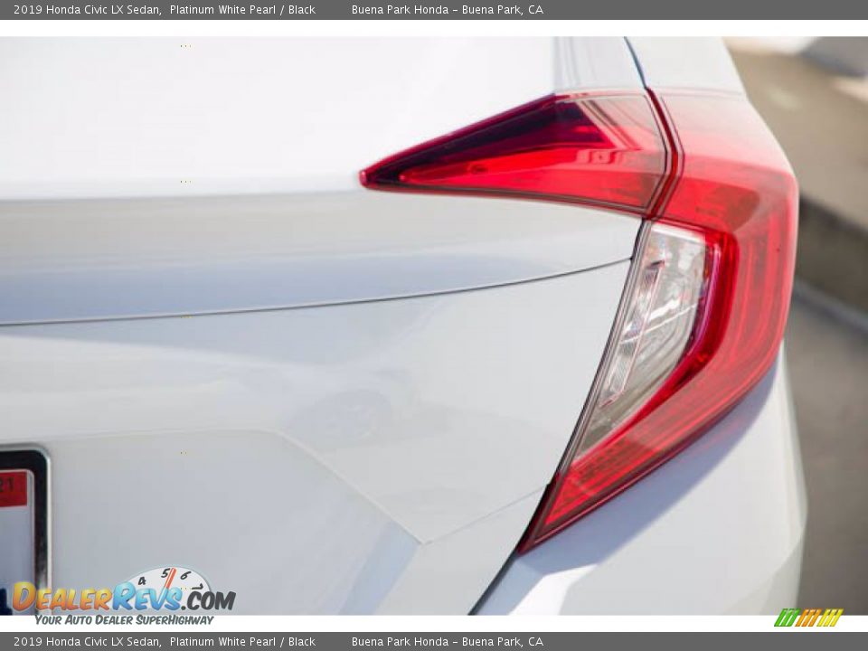 2019 Honda Civic LX Sedan Platinum White Pearl / Black Photo #13