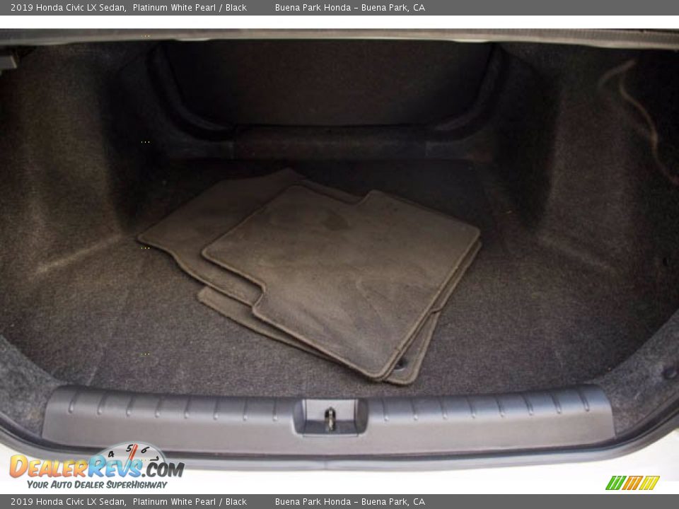 2019 Honda Civic LX Sedan Platinum White Pearl / Black Photo #20