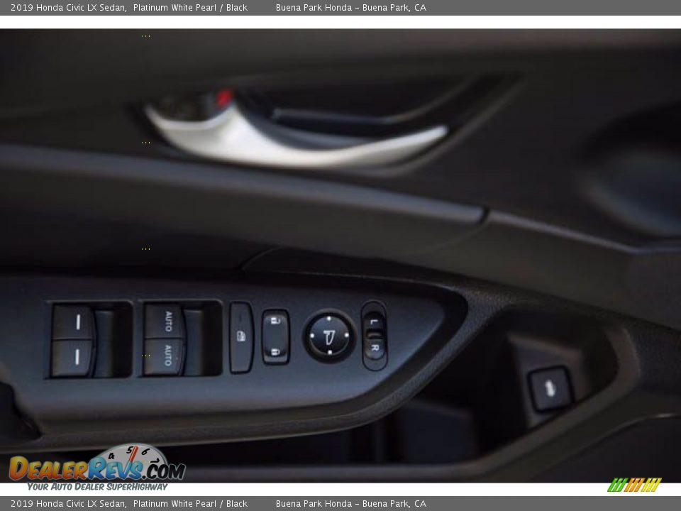 2019 Honda Civic LX Sedan Platinum White Pearl / Black Photo #30