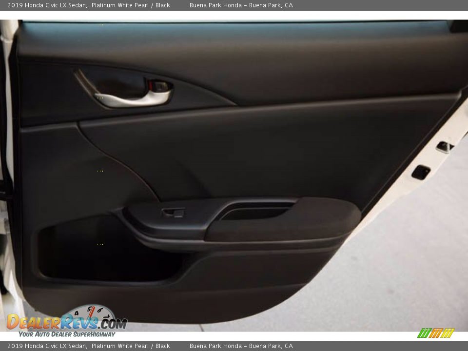 2019 Honda Civic LX Sedan Platinum White Pearl / Black Photo #32