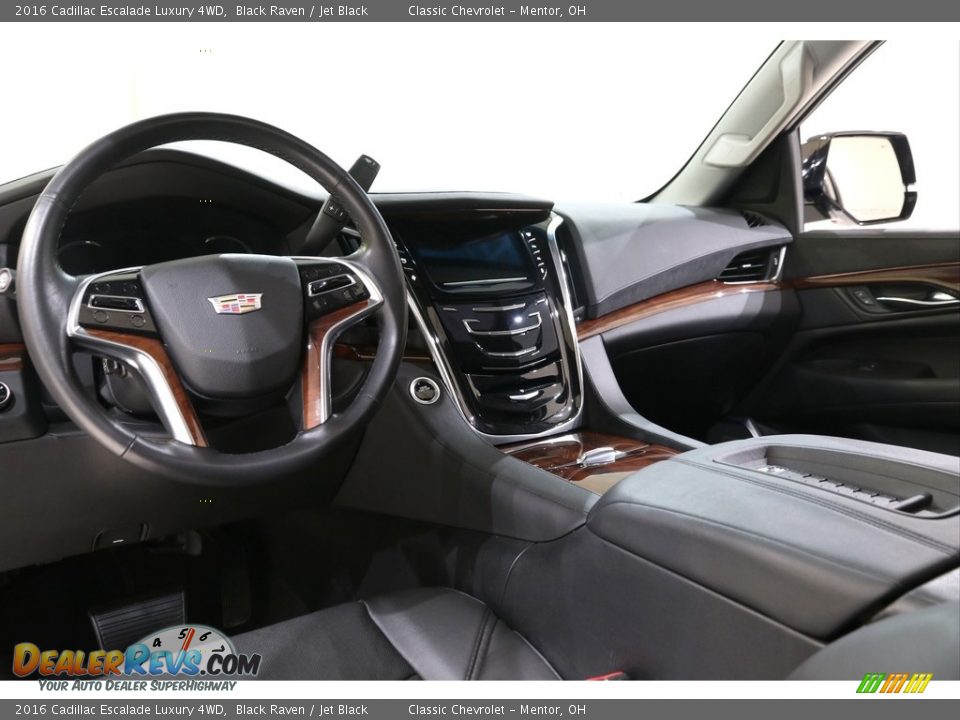 2016 Cadillac Escalade Luxury 4WD Black Raven / Jet Black Photo #10