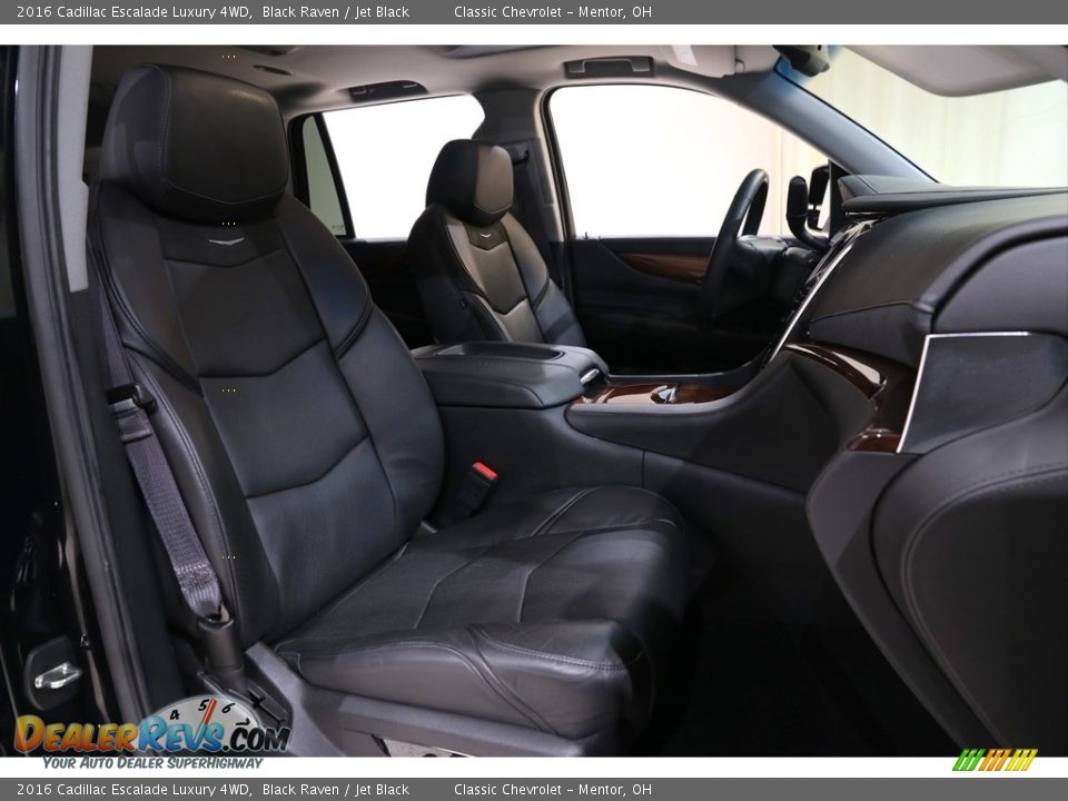 2016 Cadillac Escalade Luxury 4WD Black Raven / Jet Black Photo #29