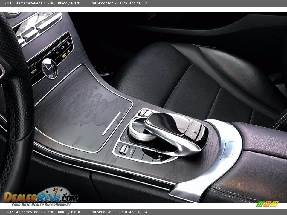 2015 Mercedes-Benz C 300 Shifter Photo #17