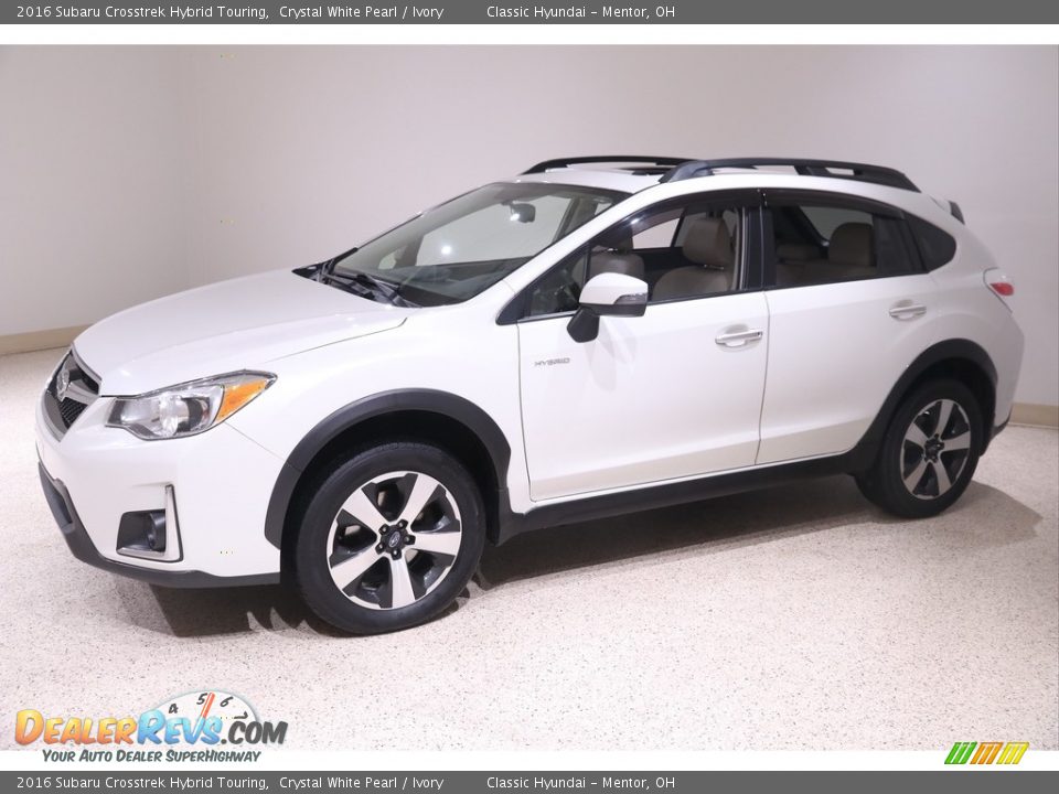 Front 3/4 View of 2016 Subaru Crosstrek Hybrid Touring Photo #3