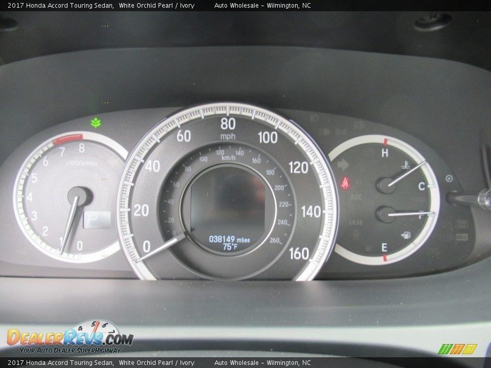 2017 Honda Accord Touring Sedan White Orchid Pearl / Ivory Photo #15