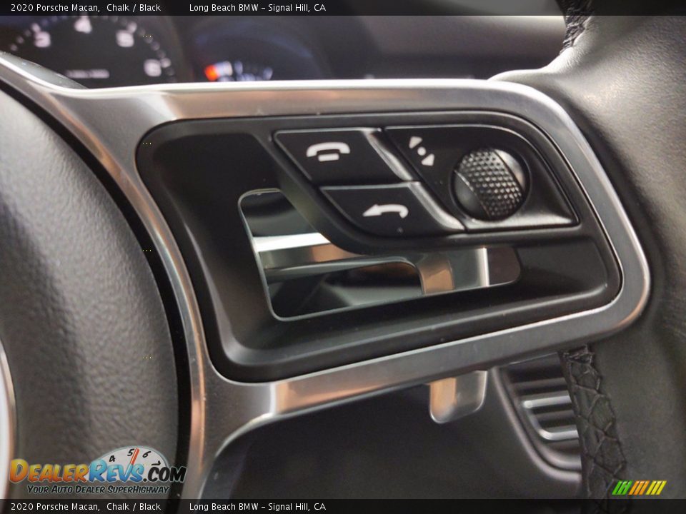 2020 Porsche Macan  Steering Wheel Photo #20