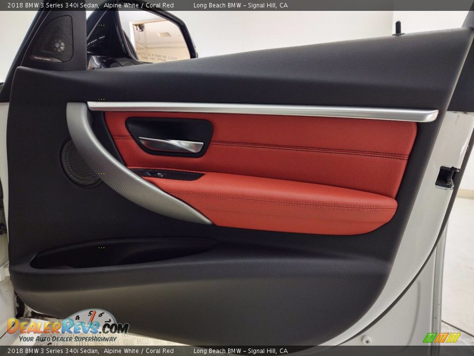 2018 BMW 3 Series 340i Sedan Alpine White / Coral Red Photo #30