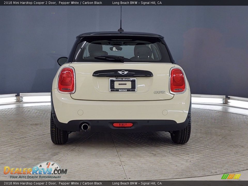 2018 Mini Hardtop Cooper 2 Door Pepper White / Carbon Black Photo #4