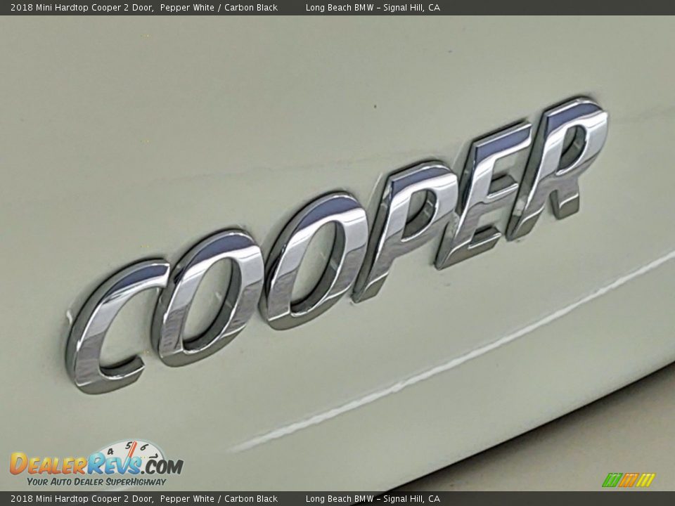 2018 Mini Hardtop Cooper 2 Door Pepper White / Carbon Black Photo #11