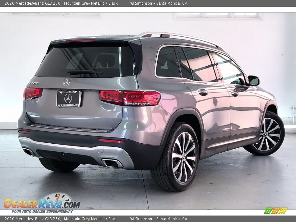 2020 Mercedes-Benz GLB 250 Mountain Grey Metallic / Black Photo #13