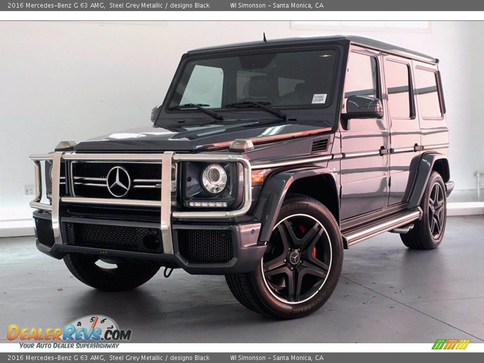 Front 3/4 View of 2016 Mercedes-Benz G 63 AMG Photo #12