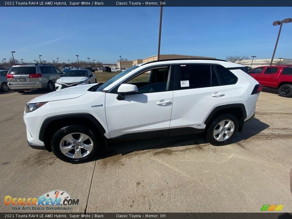 2021 Toyota RAV4 LE AWD Hybrid Super White / Black Photo #1