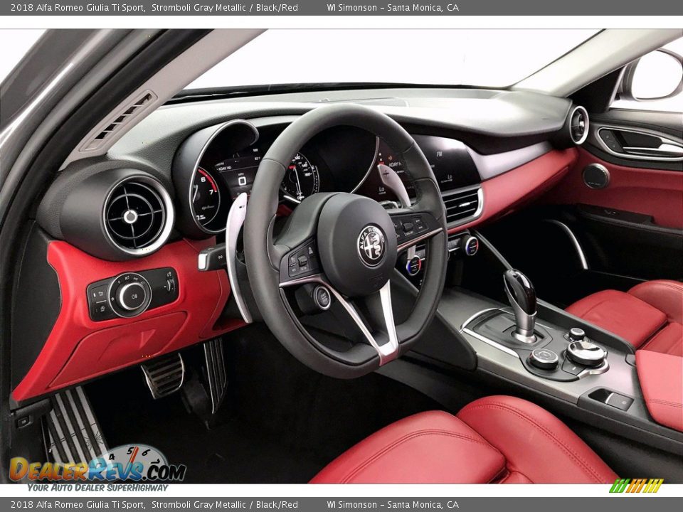 Dashboard of 2018 Alfa Romeo Giulia Ti Sport Photo #14