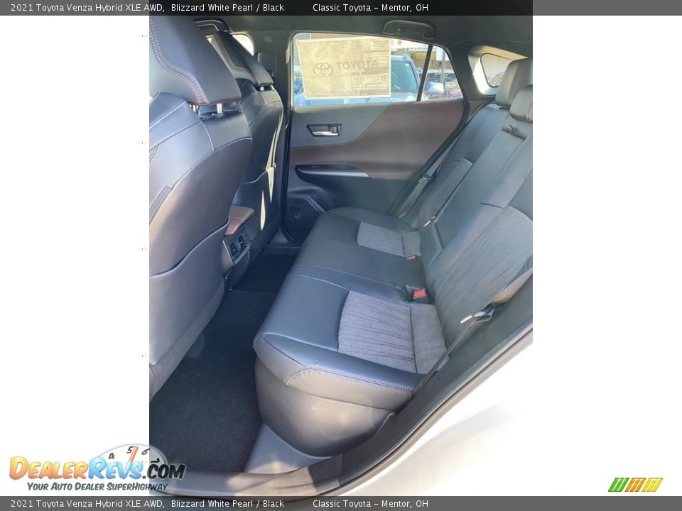 2021 Toyota Venza Hybrid XLE AWD Blizzard White Pearl / Black Photo #3