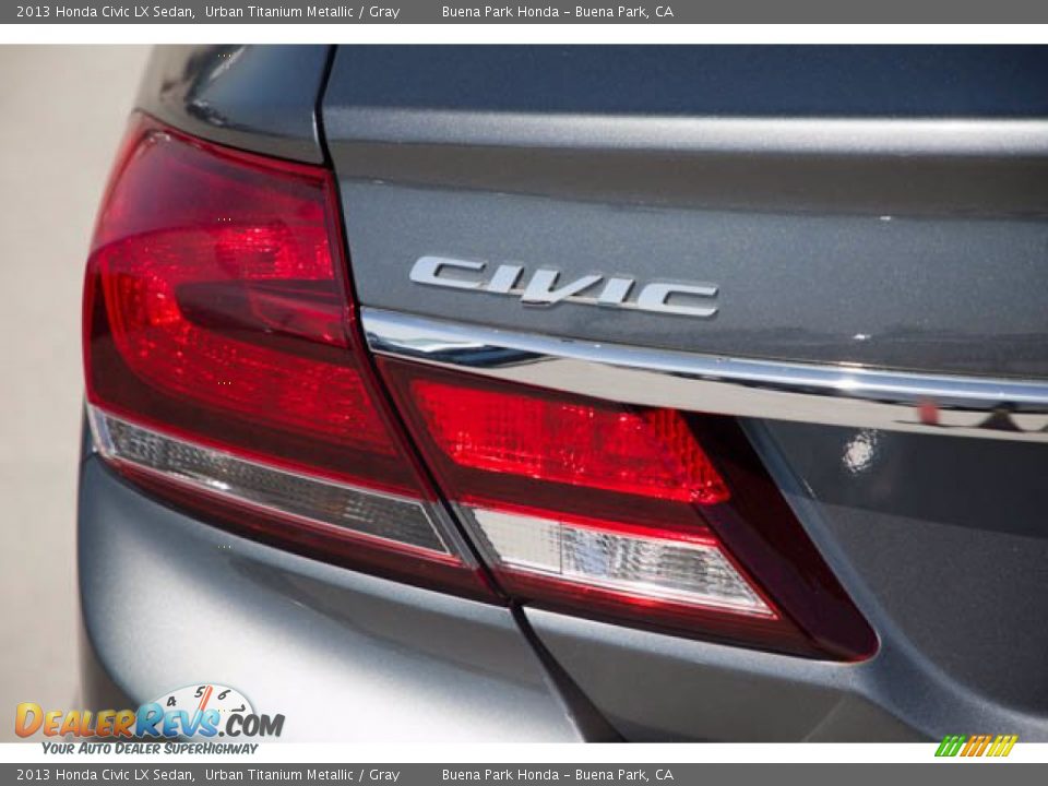2013 Honda Civic LX Sedan Urban Titanium Metallic / Gray Photo #12