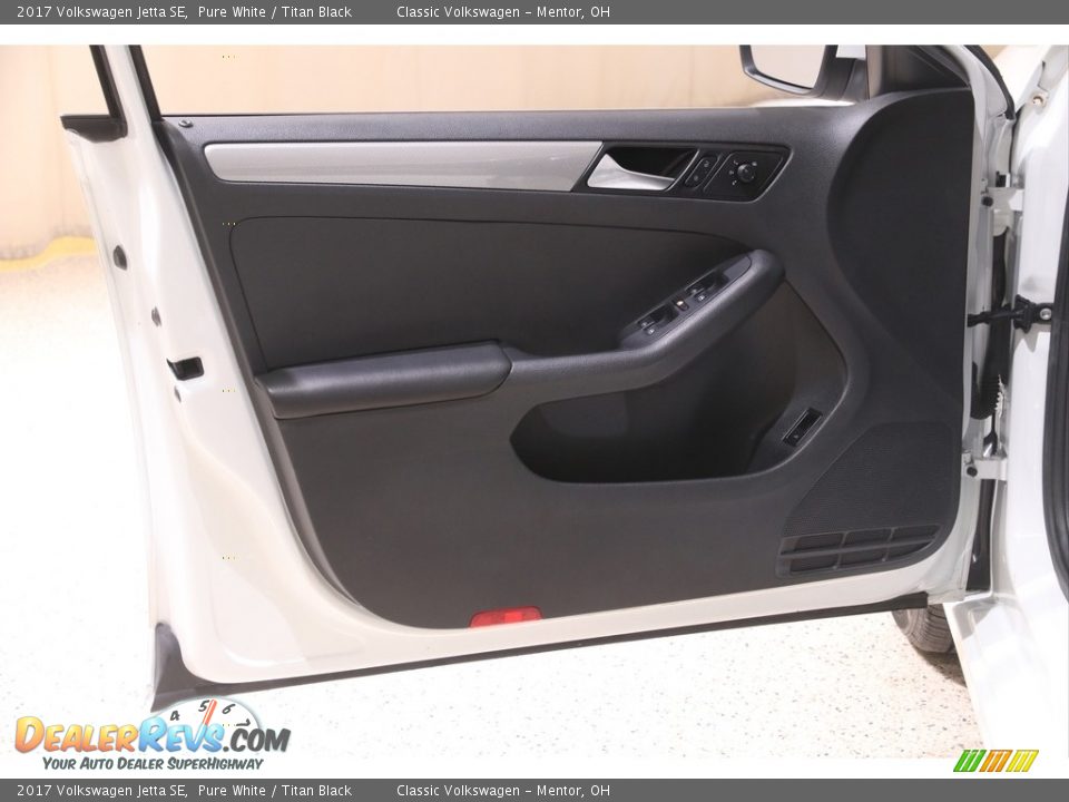 2017 Volkswagen Jetta SE Pure White / Titan Black Photo #4