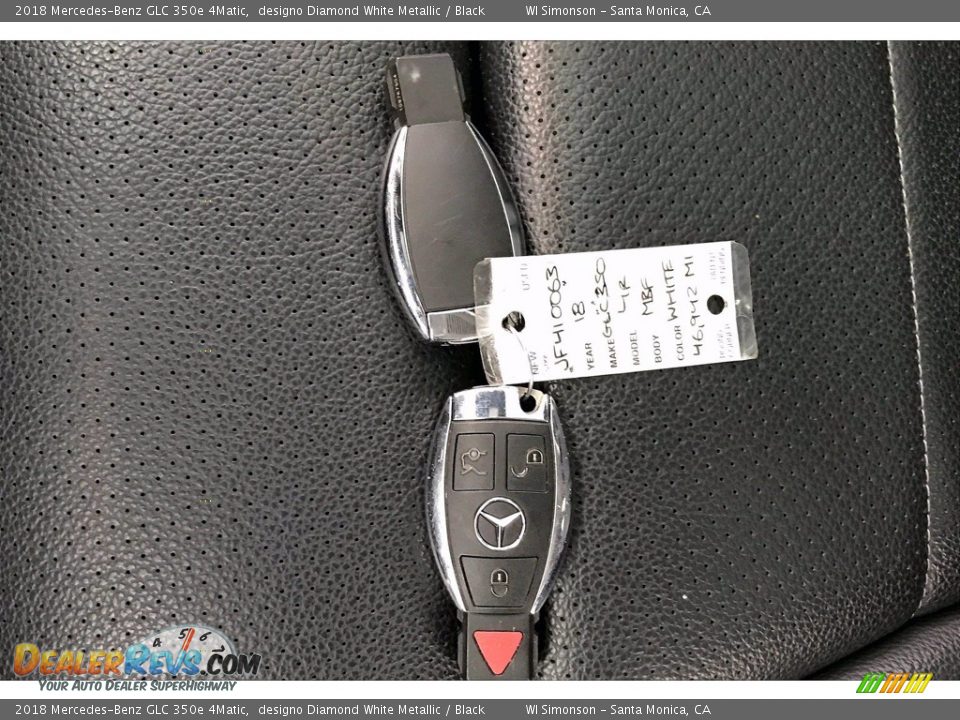 Keys of 2018 Mercedes-Benz GLC 350e 4Matic Photo #11