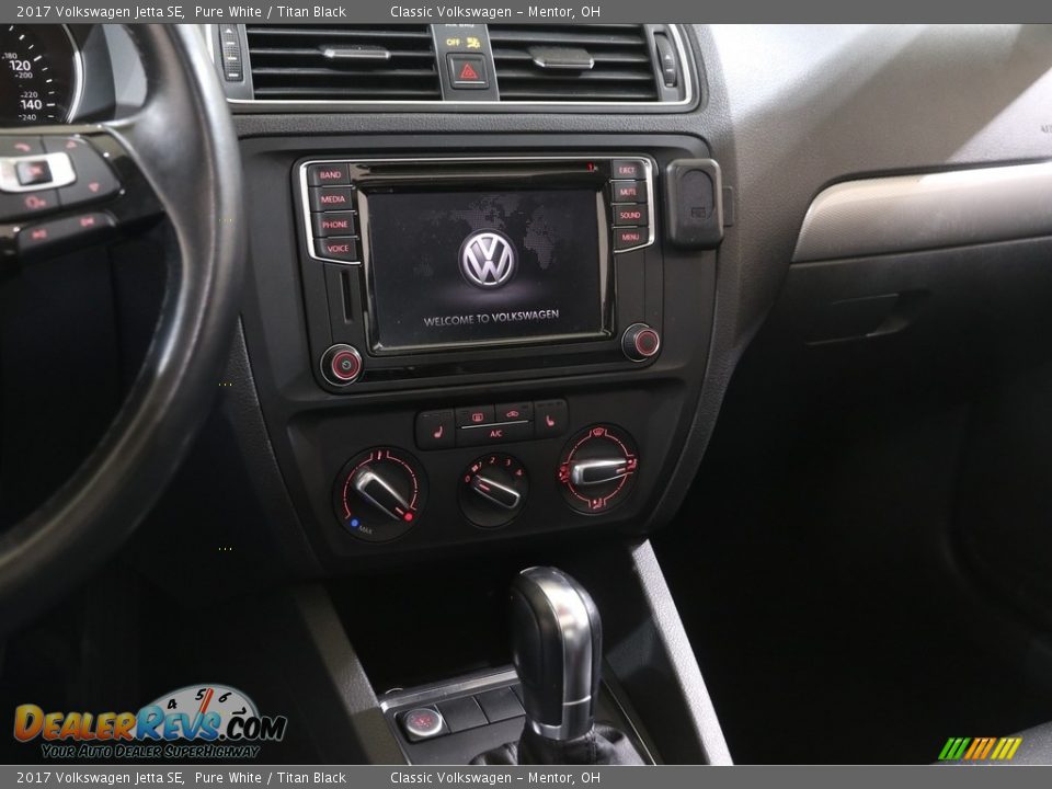 2017 Volkswagen Jetta SE Pure White / Titan Black Photo #9
