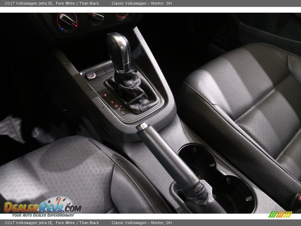 2017 Volkswagen Jetta SE Pure White / Titan Black Photo #12
