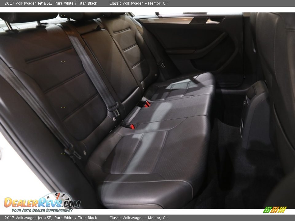 2017 Volkswagen Jetta SE Pure White / Titan Black Photo #14