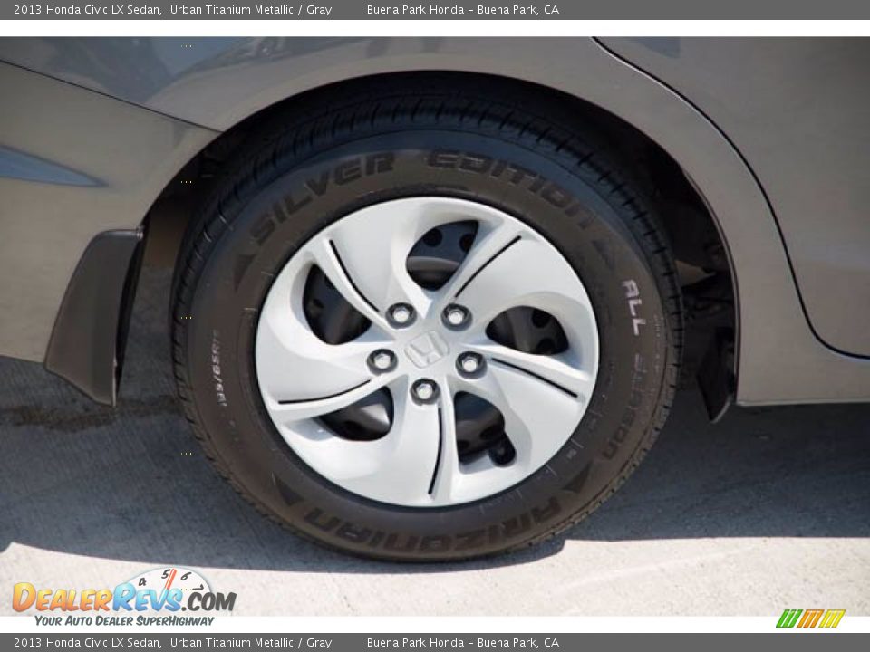 2013 Honda Civic LX Sedan Urban Titanium Metallic / Gray Photo #33