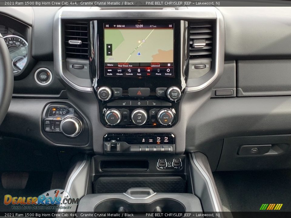 2021 Ram 1500 Big Horn Crew Cab 4x4 Granite Crystal Metallic / Black Photo #10