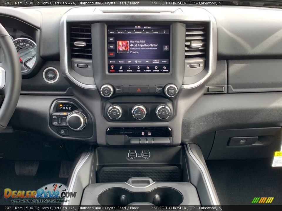 2021 Ram 1500 Big Horn Quad Cab 4x4 Diamond Black Crystal Pearl / Black Photo #10