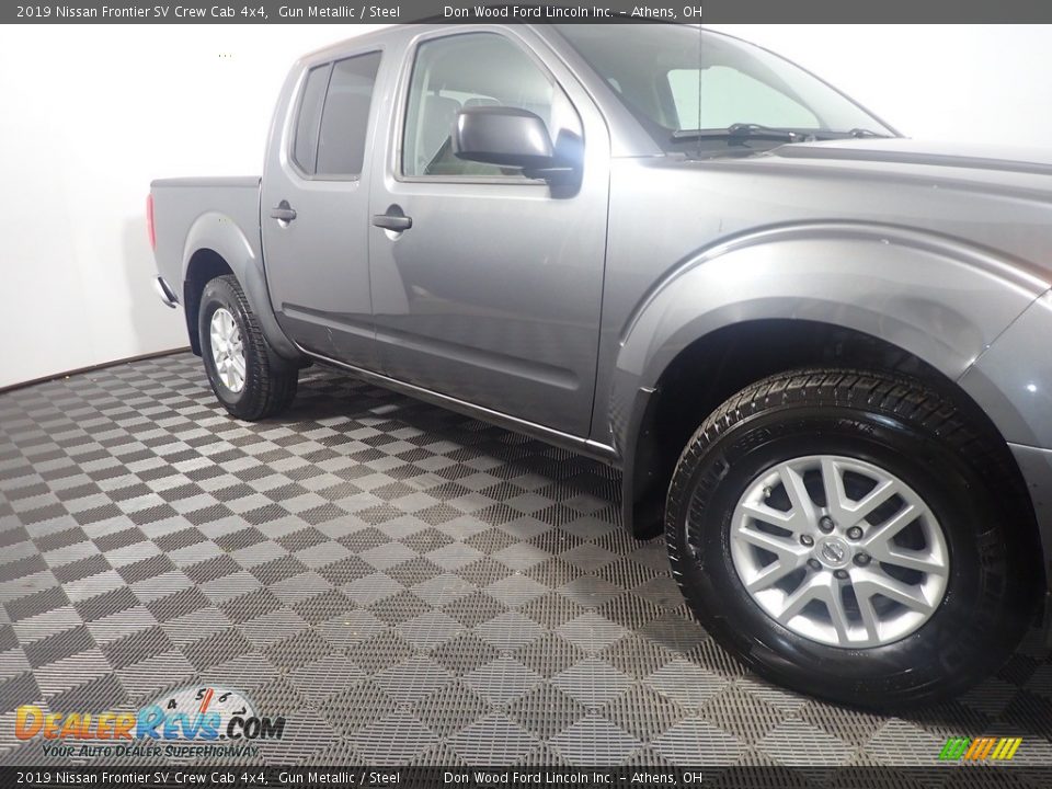 2019 Nissan Frontier SV Crew Cab 4x4 Gun Metallic / Steel Photo #4