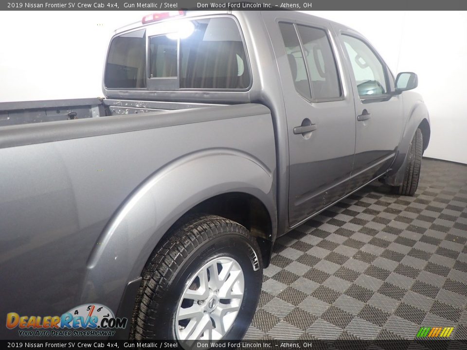 2019 Nissan Frontier SV Crew Cab 4x4 Gun Metallic / Steel Photo #18