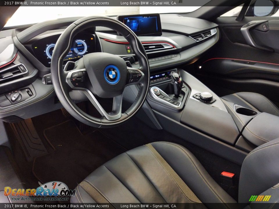 Front Seat of 2017 BMW i8  Photo #17