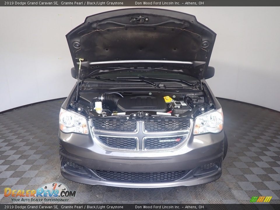 2019 Dodge Grand Caravan SE Granite Pearl / Black/Light Graystone Photo #6