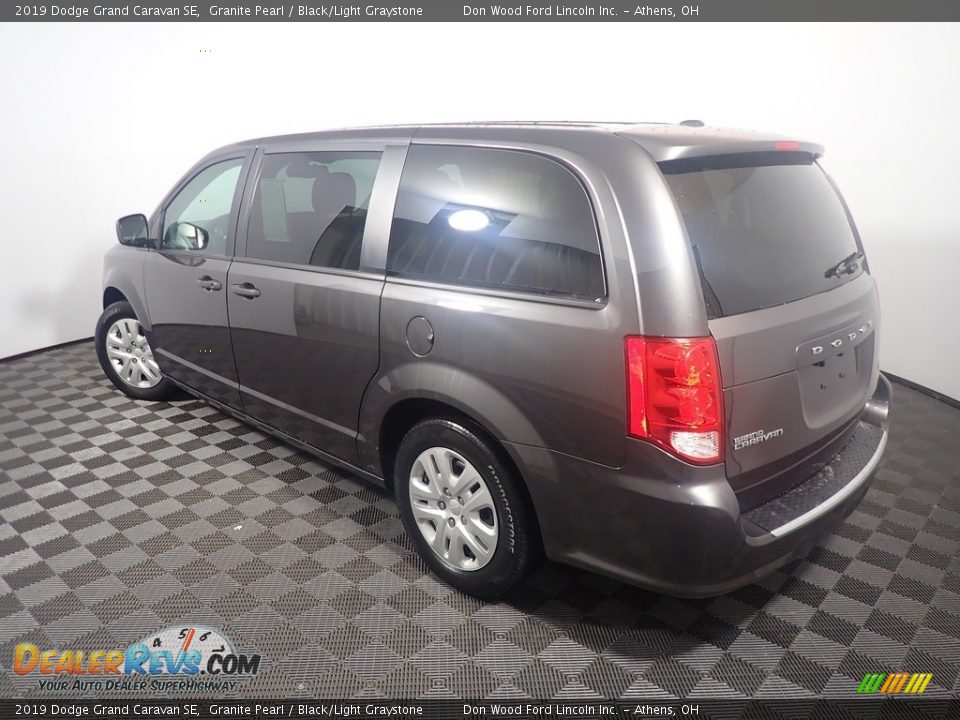 2019 Dodge Grand Caravan SE Granite Pearl / Black/Light Graystone Photo #12